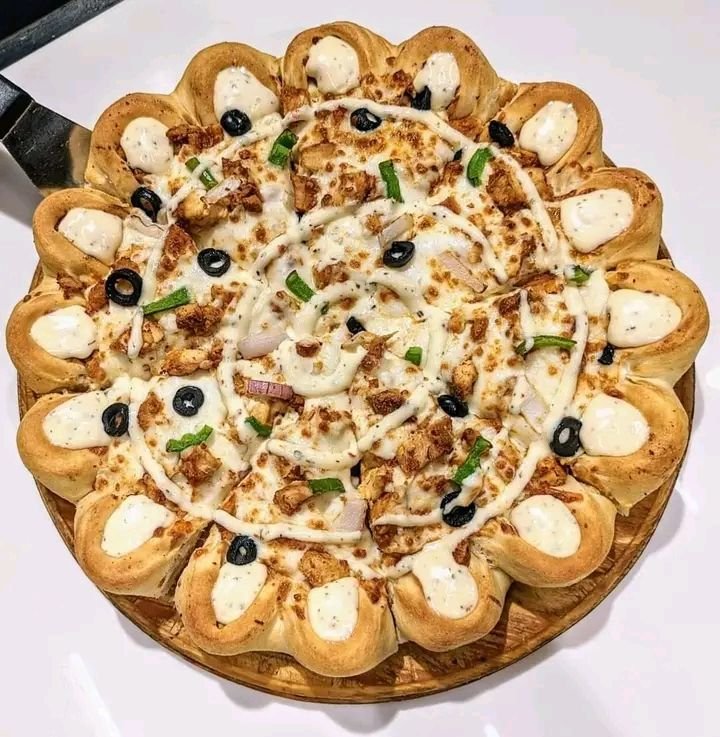 Crown Crust Pizza