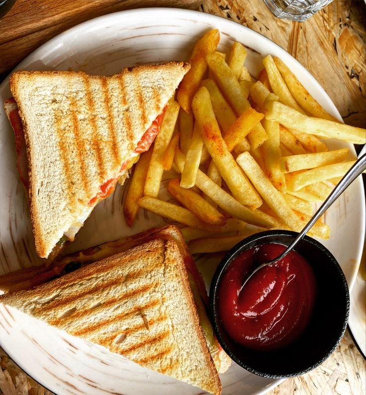 Club Sandwich (With Fries)