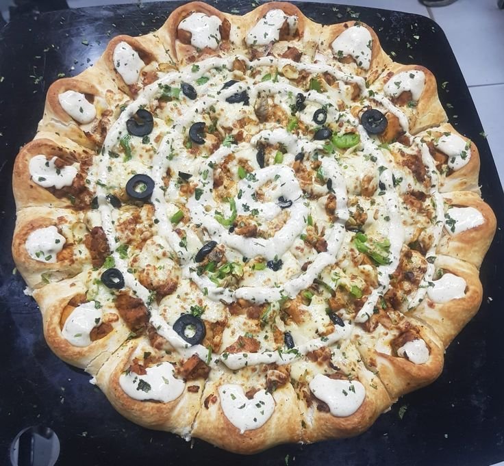Crown Kebab Pizza